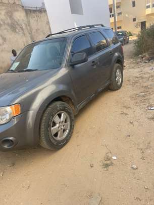 Ford escape image 3