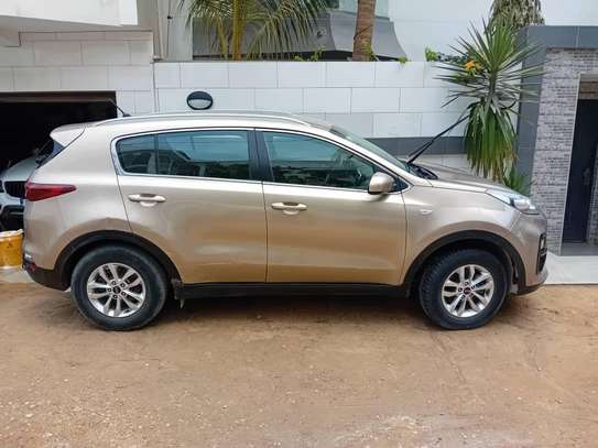 KIA SPORTAGE SUV image 1