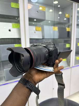 Canon R5 + 24-105mm Bague Rouge image 9
