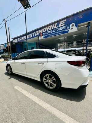 Hyundai sonata Année 2018 image 7