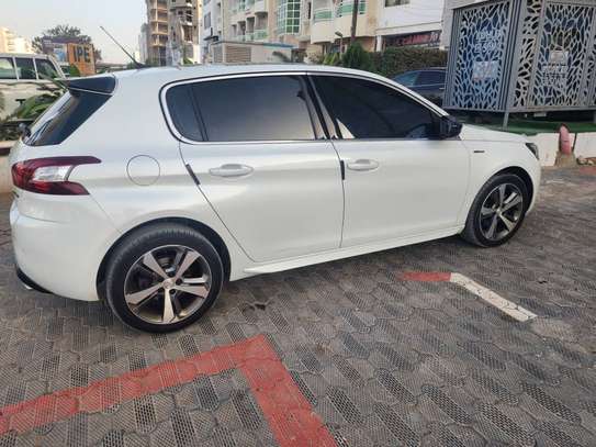 Peugeot 308 2017 image 4
