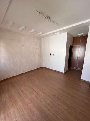Appartement f4 à louer aux Almadies image 6