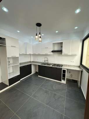 Superbe appartement de type F4 à louer image 3