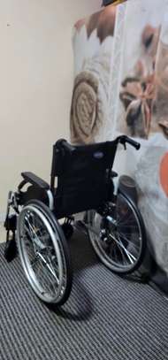 Chaise roulante- INVACARE ACTIVE3 USA image 4