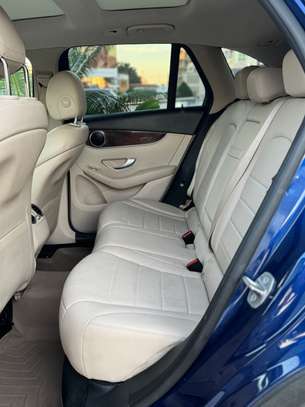 Mercedes GLc 300 image 14