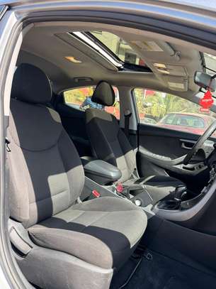 Hyundai Elantra 2016 venant image 6