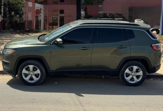 Jeep Compass 2017 version 4x4 image 11