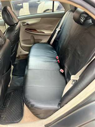 Toyota corolla image 11