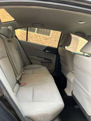 Honda Accord image 6