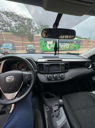 Toyota Rav4 2016 image 5