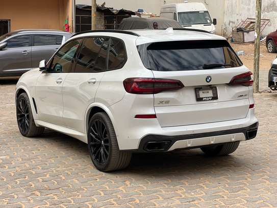 Bmw x5 pack 2022 image 3