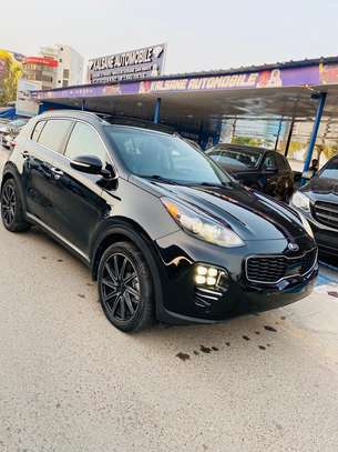 Kia Sportage limited 2018 image 9