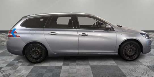 Peugeot 308 Break déjà mutée image 3