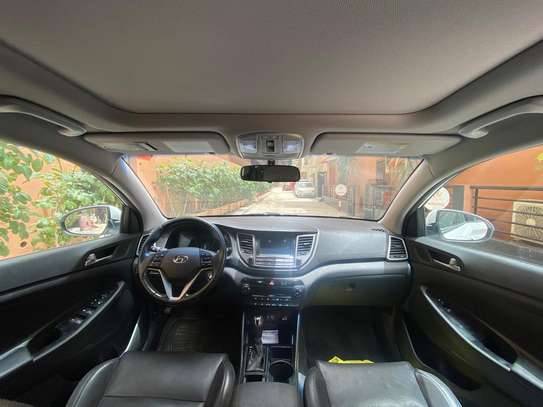 Hyundai Tucson image 4