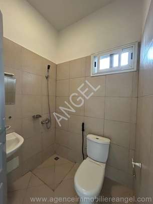 Ref 1769 GL Villa 4CS à louer à la cité Horizon sur la VDN image 4