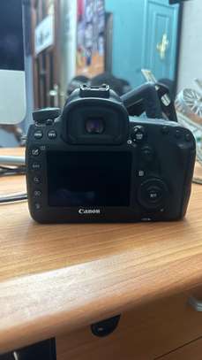 canon mark 4 image 5