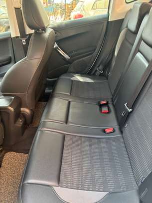 Peugeot 2008 2016 image 6