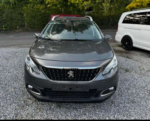 Peugeot 2008 année 2017 image 4