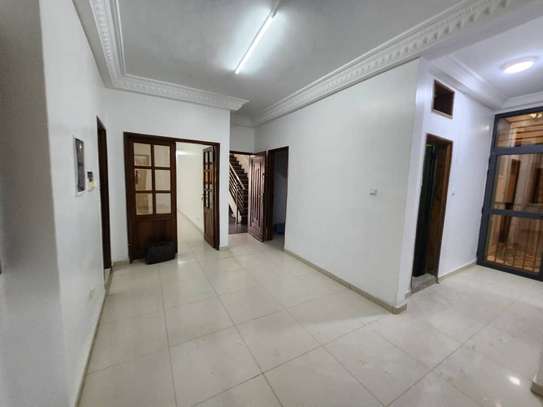 Appartement spacieux à Sacré Coeur 3 image 3