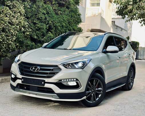 Hyundai Santafe 2016 image 1