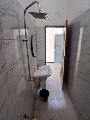 📍 À LOUER – MAGASIN BIEN SITUÉ À CITÉ APIX (VDN 3) image 9
