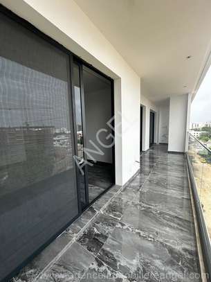 Ref_2706_GL F4 avec une vue dégagée à louer aux Almadies image 7