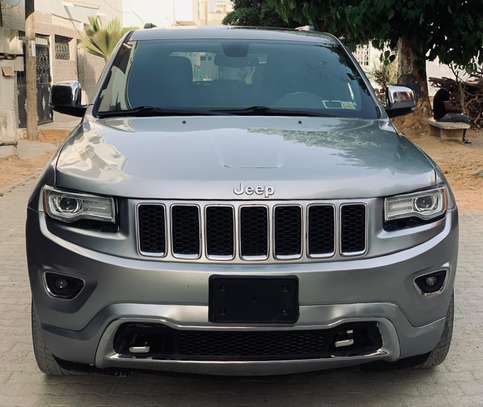 Jeep grand Cherokee image 6
