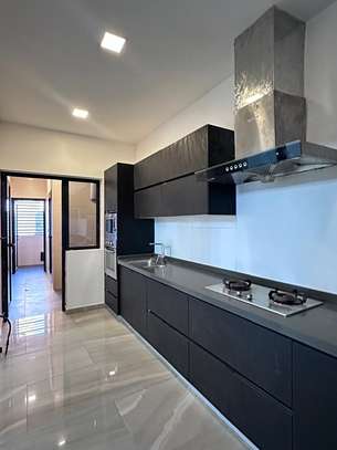 Appartement f4 à louer aux Almadies corniche image 3
