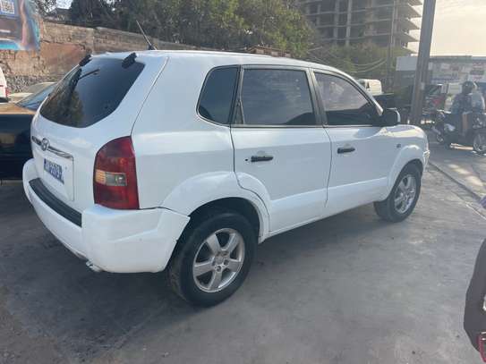 Hyundai Tucson 2007 image 4