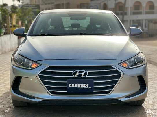 Hyundai Elantra 2017 image 10