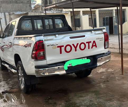 Toyota hilux 2017 image 6