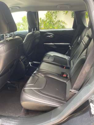 Jeep cherokee latitude image 4