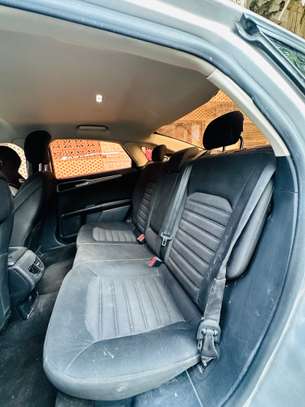 Ford Fusion 2018 image 9
