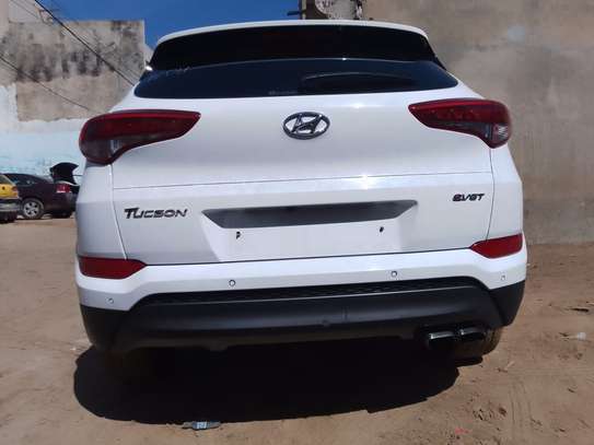 Hyundai TUCSON 2016 image 2