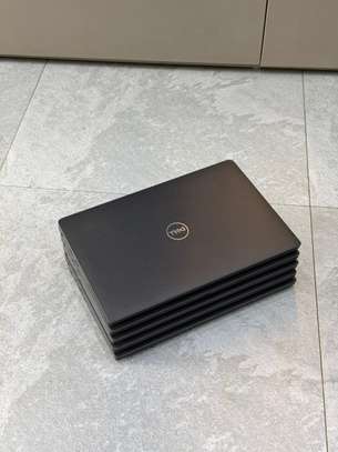 DELL LATITUDE 7400 image 6