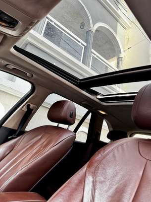 BMW X5 modèle 2015 image 10