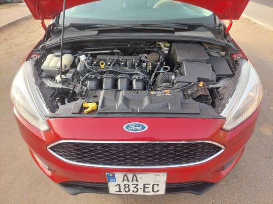 Ford Focus SE Citadine 2015 image 8