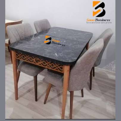 TABLE À MANGER 6 PLACES EXTENSIBLES image 4