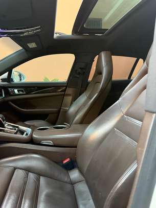 Porche panamera GT4 clubsport image 6