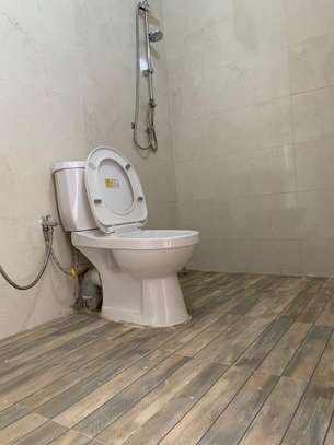 Bel appartement à Yoff image 9