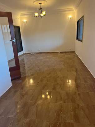 Joli appartement F3 a Ngor Almadies image 9
