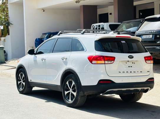 Kia sorento 2017 image 2