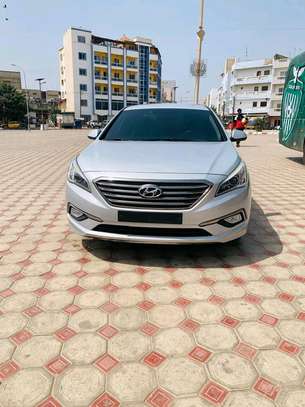 Hyundai Sonata image 4