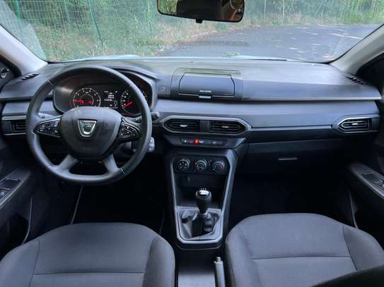 Dacia Sandero 2021 essence – 22 300 km – comme neuve image 9