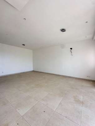 APPARTEMENT F4 A VENDRE AUX MAMELLES AVEC VUE MER image 3