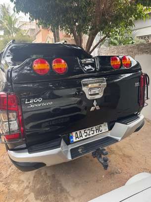Mitsubishi L200 2017 image 3
