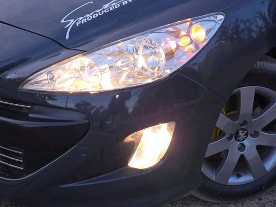 PEUGEOT 308 image 11
