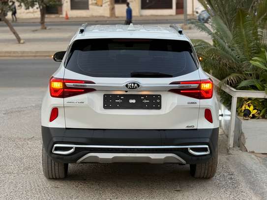 Kia SELTOS image 4
