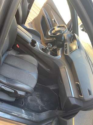 ford escape image 9