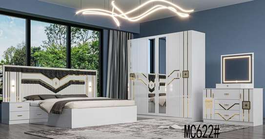 Chambre à coucher complète image 3